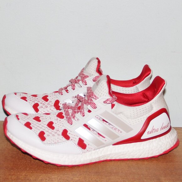 Adidas UltraBoost 1.0 Valentine's Day Running Shoes Womens 9 White Red - Picture 2 of 6